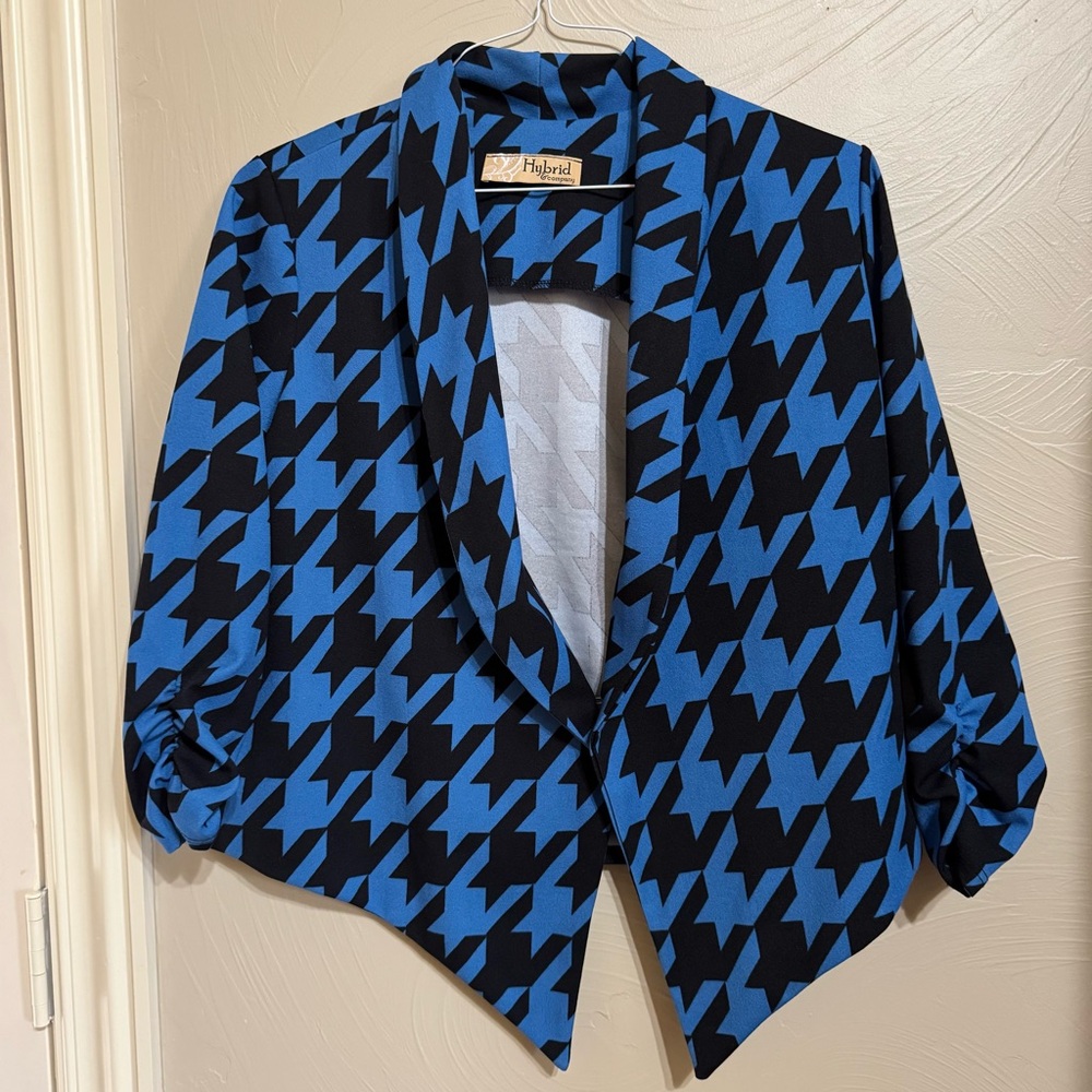 Hybrid & Company Women Blue/Black Houndstooth Jacket with Ruched 3/4 Sleeves